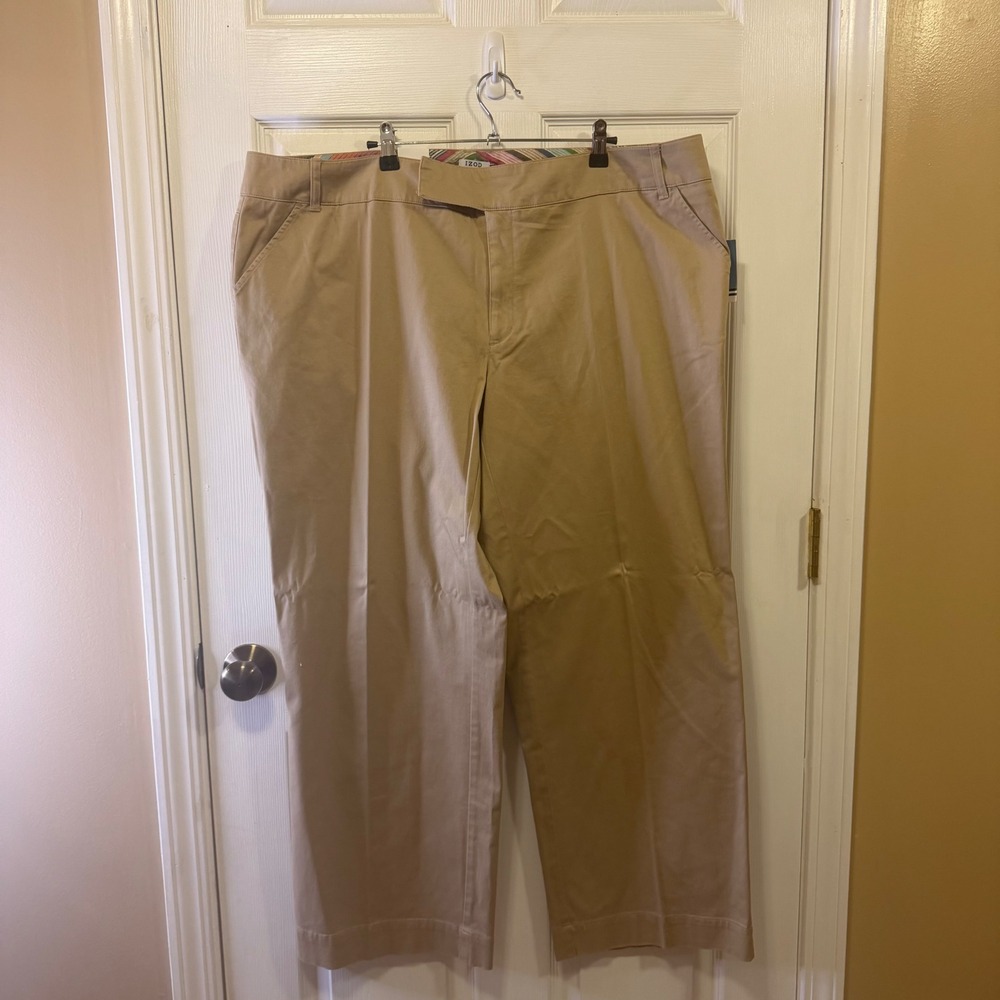 Izod Woman Stretch Chino Pants Straw Tan Straight Leg IF54228 Size 24W 32L NWT